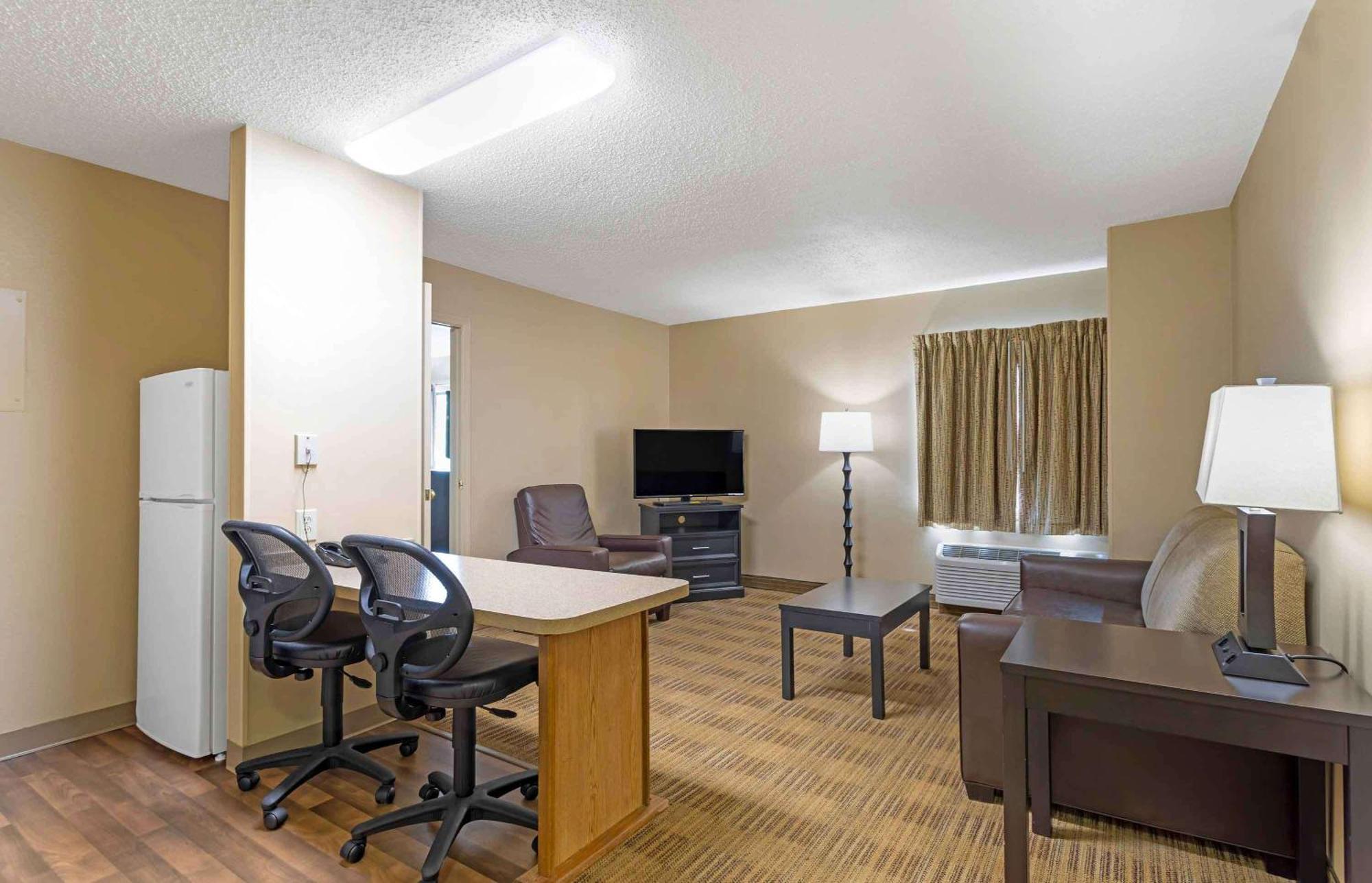 Extended Stay America Suites - Chicago - Lombard - Yorktown Center Esterno foto